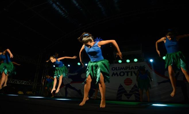 Dança Contemporânea A dança contemporânea surgiu na década de 1950, como uma forma de protesto ou rompimento com a cultura clássica.