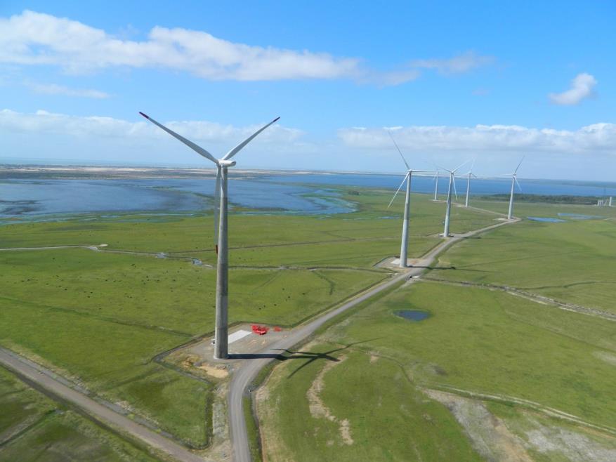 Parques Eólicos Montagem da nacele Aerogeradores vista geral Visão geral da montagem da nacele Inicio da