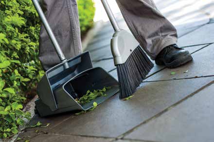 PÁS PALAS Sistema diferenciado que permite uma limpeza mais fácil do ambiente, armazenando toda a sujeira recolhida sem o risco de que ela caia durante o trabalho.