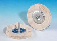 DISCO AC Disco de algodão compacto para polimento. Disponível em diversos tipos de algodão, cosidos, diâmetros exteriores, diâmetros interiores e número de telas por disco.