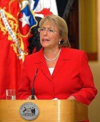 EMFOCO Chile Língua: Castelhano Religião: Cristianismo (85% da população) Chefe de Estado e de Governo: Michelle Bachelet (2014-2018) Coligação Nova Maioria