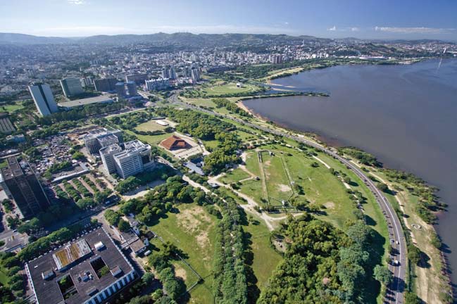 solos Área de aterro (Tipos de Terreno) onde se situam o Parque da Harmonia e o Parque Marinha do Brasil.