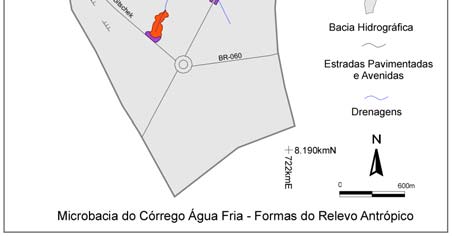 3 curso, está a área de habitações subnormais denominada Invasão Anápolis City.