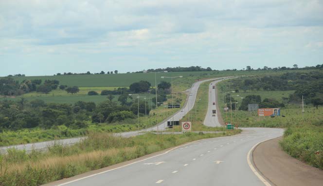 SOJA E QUALIDADE DE VIDA NO CAMPO E NAS CIDADES Os produtores de soja mato-grossenses contribuem com o Fundo Estadual de Transporte e Habitação (Fethab), que levanta recursos para a realização de