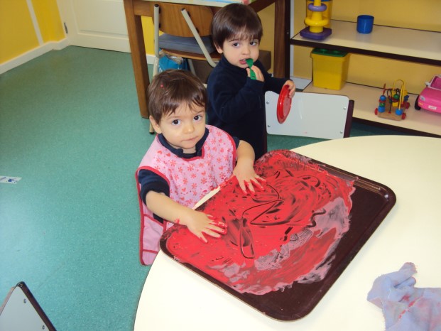 . Creche Uma das atividades que adorámos realizar na sala é mexer