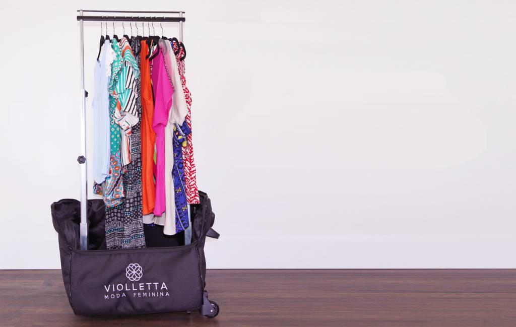 10. R$ 12,5 mil Violletta A franquia Violletta vende roupas na casa de clientes. A marca foi criada no ano passado, tem quatro franqueadas e quer chegar a 35 em 2017.