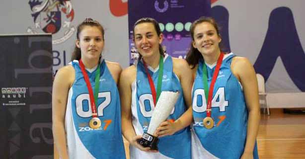 Campeões nacionais universitários 2014/2015 Basquetebol Feminino 3x3 Ana Noivo Gabriela Noivo Patrícia Simões Letícia Fonseca Gestão Gestão Mestrado