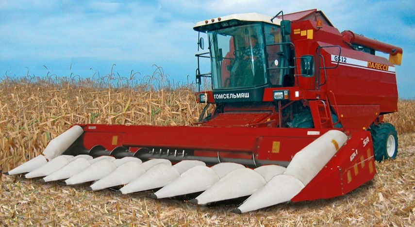 COLHEDORA DE MILHO / GRÃOS PALESSE FS8060 A empresa «Gomselmash» apresenta ceifeiras de milho, fornecidas com kit ou em separado. Com ajuda deste equipamento é colhido o milho em grãos.