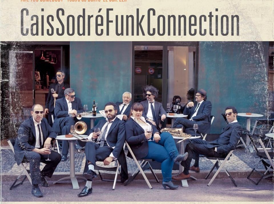 No Palco Principal 22h30: Atuaça o do grupo local Stereomixer 23h15: Atuaça o do grupo musical Cais Sodré Funk Connection 00h30: