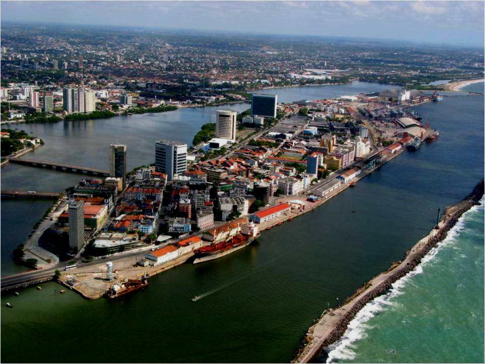 Painel 2 O papel do parque tecnológico no desenvolvimento da região casos brasileiros PORTO DIGITAL : PARQUE TECNOLÓGICO de TIC Instrumento à serviço o do desenvolvimento de PE Recife.