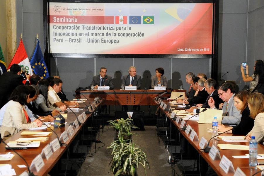 A convite da Associação das Regiões Fronteiriças Europeias, a Oceano XXI participou no seminário internacional Cooperación transfronteriza para la innovación, em Lima, no Peru, no dia 3 de março de
