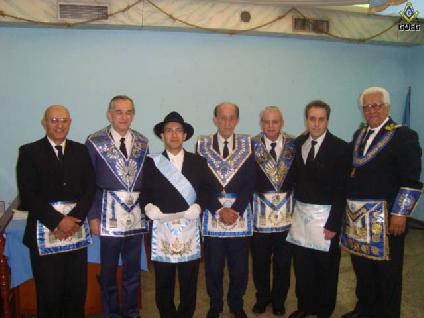 VENERÁVEL E SECRETÁRIO DA FLOR DA ACÁCIA GOIANA VISITAM GRÃO-MESTRE Os Irmãos Henrique Marques Vieira e Antônio Almeida, Venerável-Mestre e Primeiro Vigilante da Loja Maçônica Flor da Acácia Goiana