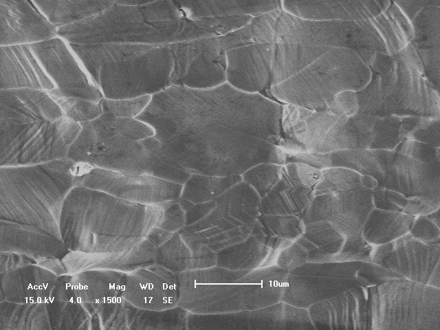 Resultados e discussão a b 68 c d Figura 51: Micrografias obtidas em