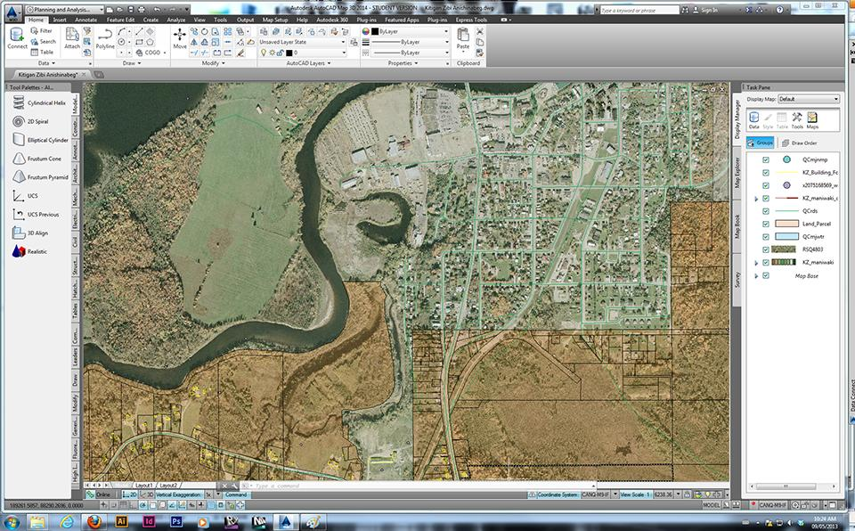 1.1 Vantagens em utilizar o AutoCAD Map 3D 2015 Nesta aula entenderemos o por que o AutoCAD Map 3D 2015 é uma interessante solução para o desenvolvimento de estudos de geoprocessamento.