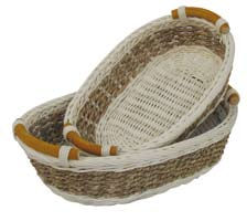 A Dayhome possui uma vasta gama de artigos de cestaria e decoração de rattan, bambu, folhas de palmeira e outras matérias