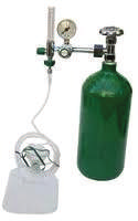 Cilindro de Oxigênio 76 Cilindro de oxigênio portátil de aço na cor verde com capacidade para 3,5