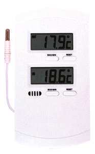 Termômetro 91 Termômetro para controle de temperatura de uso interno e externo, confeccionado em plástico resistente, com função momento máxima e mínima, escala em graus Celsius e Farenheint e