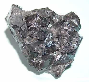 ESFALERITA (ZnS) Zincblende Esfalerita ou blenda, mineral, é o principal minério de zinco.