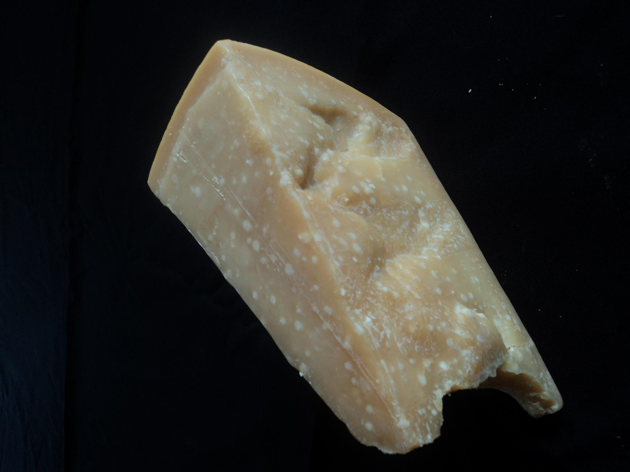 Parmesão : um queijo onde a lactose
