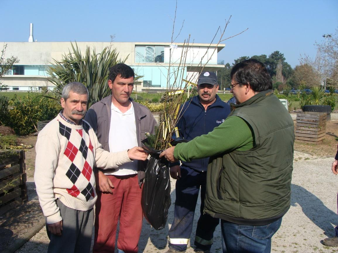 1. ENQUADRAMENTO Esta iniciativa enquadrou-se no âmbito do Eixo 2 ACÇÃO da Estratégia LIPOR 2M menos Resíduos, menos Carbono.