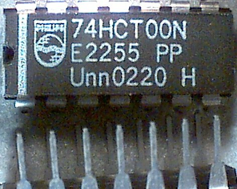 8.9) Características da série CMOS SÉRIE 4000/14000 Primeira série CMOS Muito baixo consumo Alimentação 3~15V Não compatível pino a pino nem eletricamente com TTL 74HC/74HCT (HIGH