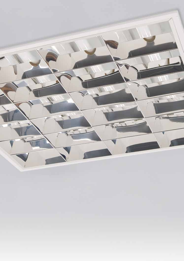 de enastrar 125 reessed empotrables enastrés en Polyvalent reessed mounting luminaire with finishing border.