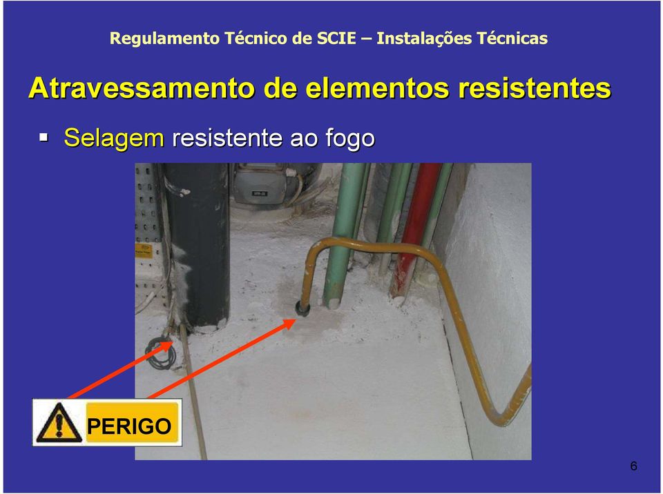 Atravessamento de elementos