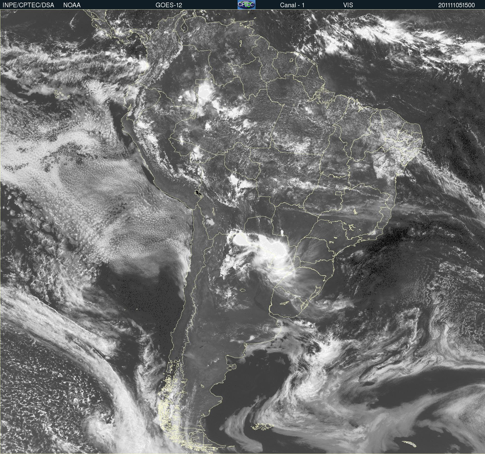 4. Massas de ar VISÍVEL Nuvens formadas em massa de ar polar marítimo: ar mais frio que se move sobre água