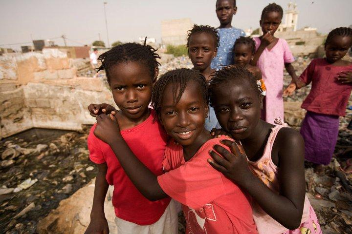 Malária - Epidemiologia O bairro de Medina Gounass de Guediawaye, em Dakar, é construído sobre uma base de lixo.