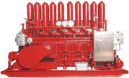 Figura 42 Mecanismo de controle do BOP (http://www.drillingformulas.com/wp-content/uploads/2011/04/34-accumulator-precharge-system-2.jpg) Figura 43 Unidade de acumulação de pressão (http://www.