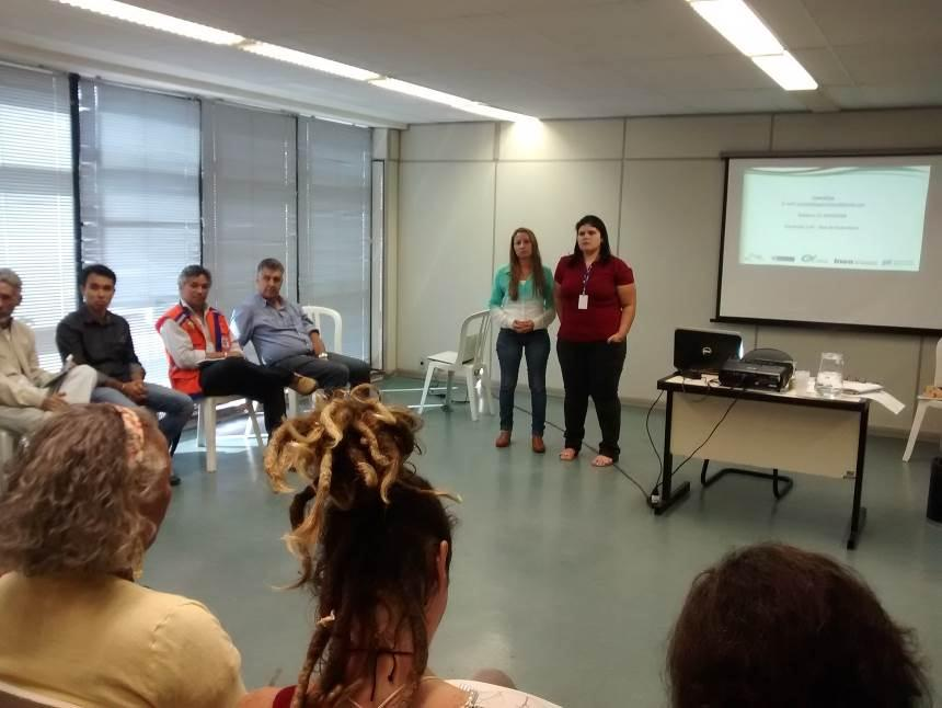 Registro fotográfico da reunião: Figura 20: Participação na divulgação do Programa CAR/CNARH aos 14 municípios influenciados pelo COMPERJ 5.11.