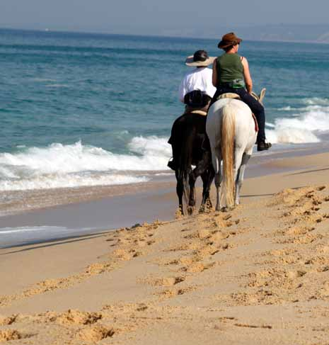 A praia, no entanto, é só um dos muitos aspectos da Costa Alentejana.