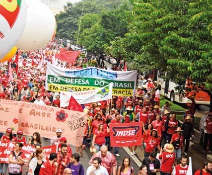 surge o Representante Sindical de Unidade.