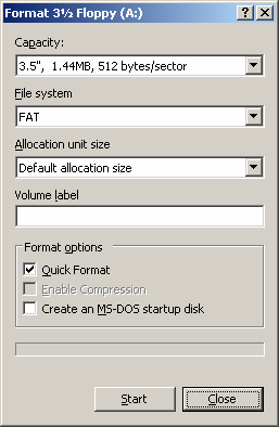 1.8.2 Exercício 02 - Formatar disquete Procedimento para formatar disquete: Acesse o Windows Explorer (Iniciar / Programas / Acessórios / Windows Explorer); Insira o disco que contém os dados na