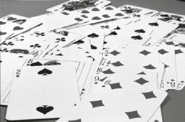Resumo teórico Exemplo 1 Tirar cartas de um baralho Um baralho tem 52 cartas.