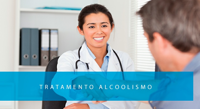 Utilizando um tratamento multidisciplinar, tratamos do alcoolismo desde a estrutura comportamental do paciente antes da fase do uso do álcool, dando um enfoque para os comportamentos, pensamentos e