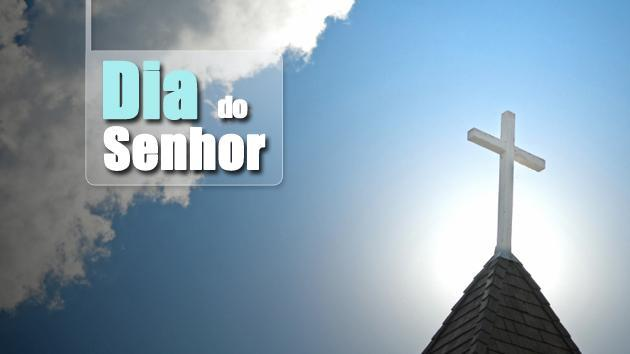 Amigo! Amiga! Participe da celebração litúrgica dominical, pois, você com Deus na comunidade reunida no domingo, Deus com você durante toda a semana!