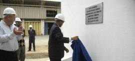 05 Casos MOÇAMBIQUE Plano de Gestão Ambiental da Fábrica da Matola: Novo Filtro de Mangas para o Forno A Cimentos de Moçambique (CM) realizou, em 2006, um estudo de impacte ambiental na fábrica da