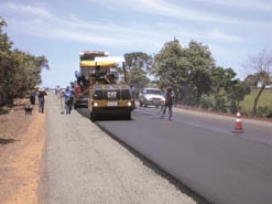 Dentre as empresas que executam estas obras, destacam-se a Delta Construções executando o trecho da SP/255 entre Itaí e Itapeva, a Construtora Barbosa Mello executando um trecho da SP/300 entre