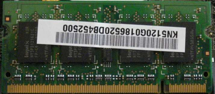 SODIMM SDR Small Outline DIMM (uso em notebooks) SDR: 144 pinos,