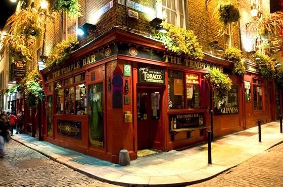 Temple Bar Bairros boêmios DIA 4 DUBLIN / COSTA ATLÂNTICA / DUBLIN Café