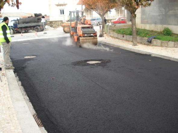 sentido de beneficiar as principais vias municipais, melhorando substancialmente as acessibilidades internas e representando um acréscimo de