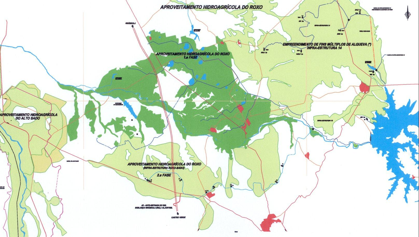 INAUGURADO EM 1968, O APROVEITAMENTO HIDROAGRÍCOLA DO ROXO TEM UMA ÁREA EQUIPADA DE 5041 HA, PERTENCENTES AOS CONCELHOS DE: - ALJUSTREL 4065 ha; - FERREIRA DO ALENTEJO 645 ha;