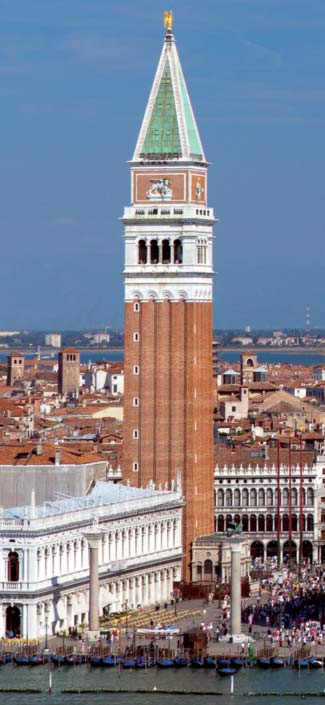 Lorenzo, Praça da Signoria, Loggia di Lanzi e a igreja de Santa Maria del Fiore, finalizando na Ponte Vecchio, antigo centro comercial da cidade.