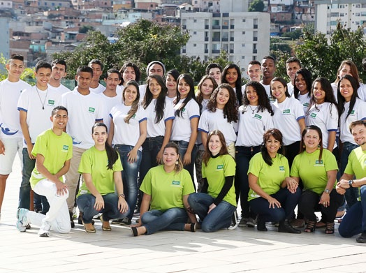 28 Gestão socialmente responsável Seminário Doação por Pessoas Físicas para Cultura Considerado o maior programa do país de patrocínio cultural mantido por pessoas físicas, o Programa Cultural