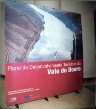 PDTVD PLANO DE DESENVOLVIMENTO TURÍSTICO DO VALE DO DOURO 4.2 OBJECTIVOS ESTRATÉGICOS E MATRIZ DE PROGRAMAÇÃO 4. PDTVD PLANO DE DESENVOLVIMENTO TURÍSTICO DO VALE DO DOURO 4.