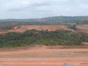 PCAI Programa de Controle Ambiental Intrínseco SÍTIO BELO MONTE Foto 43: Área de empréstimo AE-E1, junto