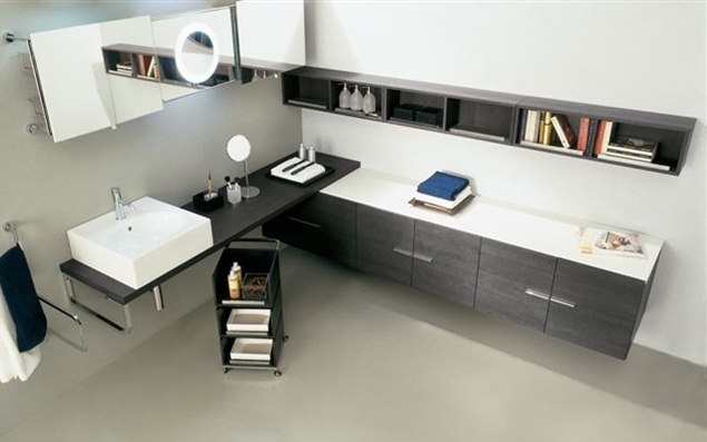 02 H2O - design Antonio Citterio Colecção de banho integrando mobiliário, cabinas de duche, acessórios, radiadores
