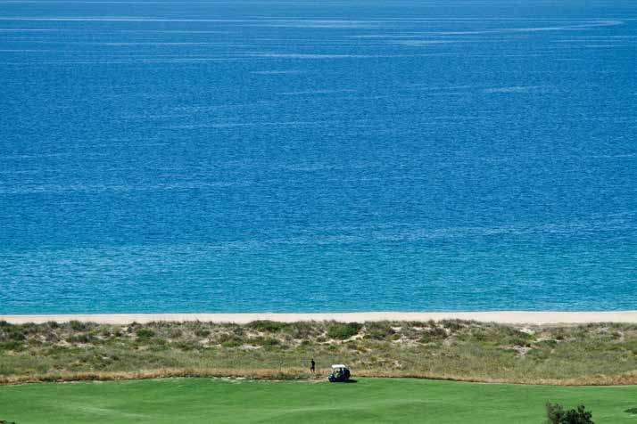 Green Fee a preço preferencial para convidados, 52,00 (preço válido até 31/10/17) Gestão de handicap* 5% de desconto no Bar do Golfe 20% de desconto em Alojamento - Hotel Quinta da Marinha Resort e