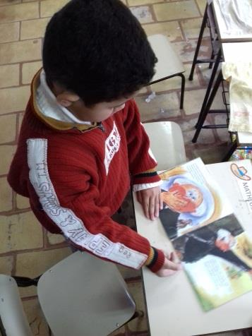 atividade: Reflexão: No início da aula fui recepcionando os alunos um por um em sala de aula,